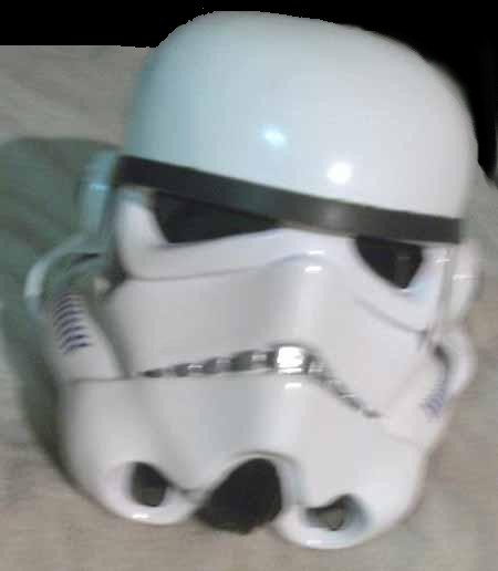 gerards_luke_skywalker_costumes_1_anh_death_star_stormtrooper_helmet_3.jpg
